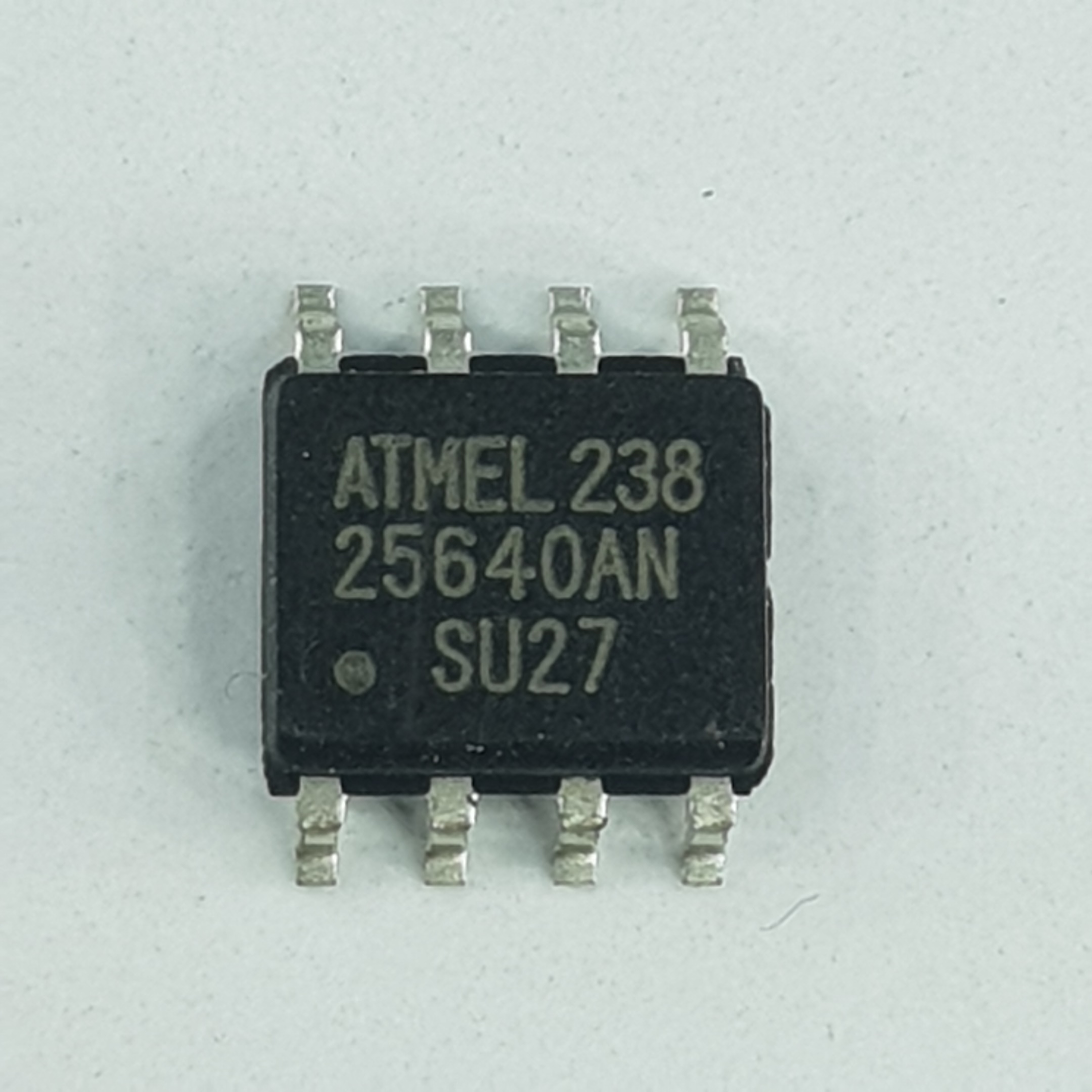 25640