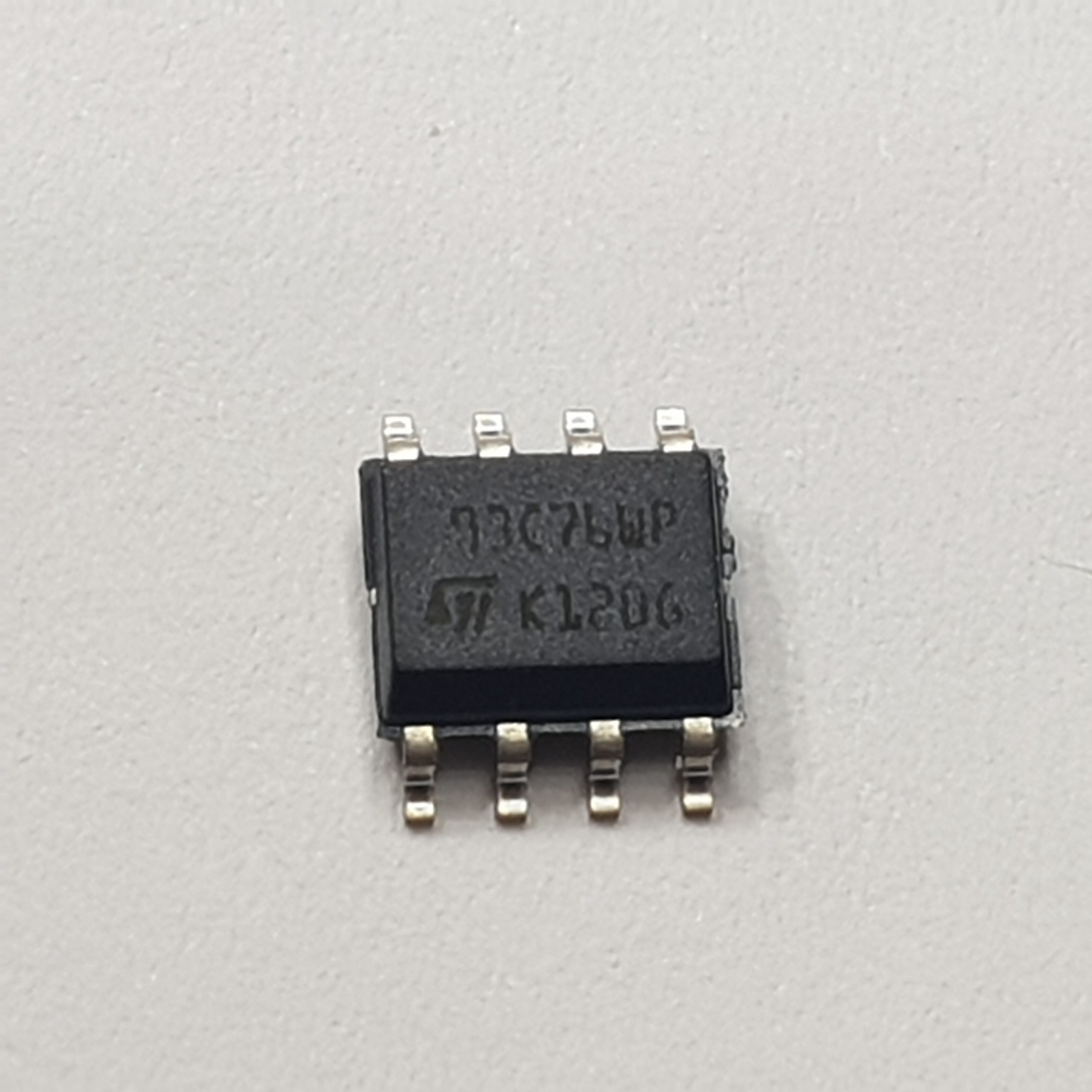 93c76